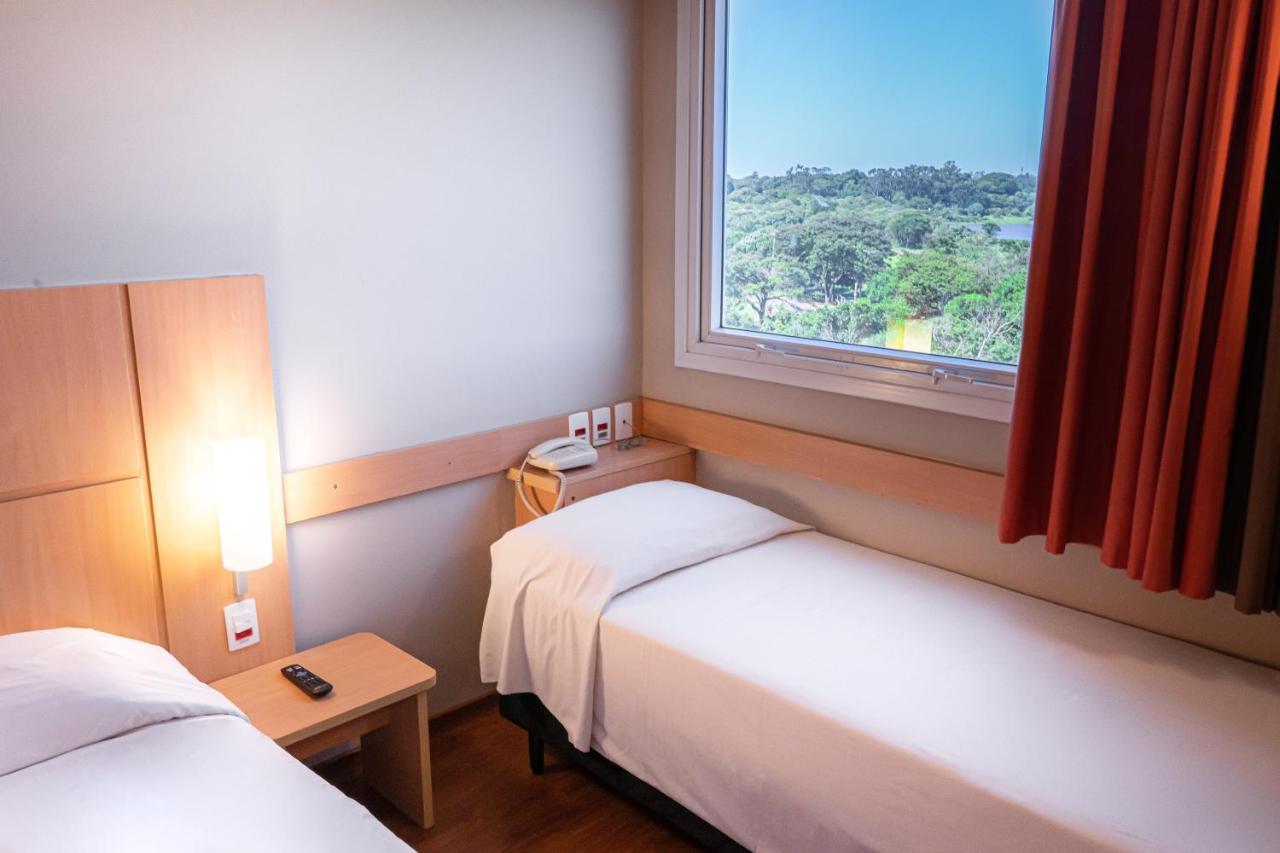 Hus Hotel โดราโดส ภายนอก รูปภาพ