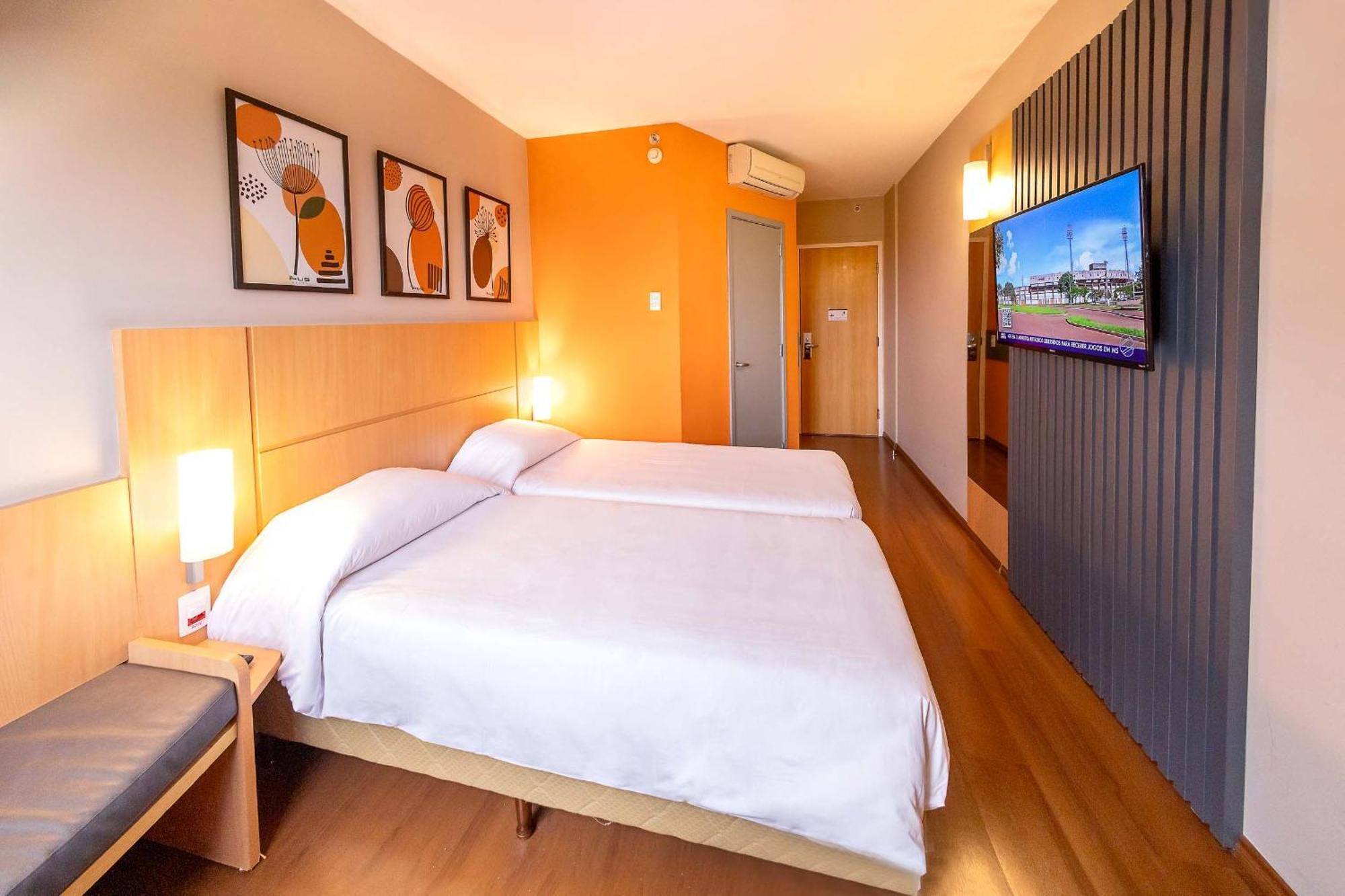 Hus Hotel โดราโดส ภายนอก รูปภาพ