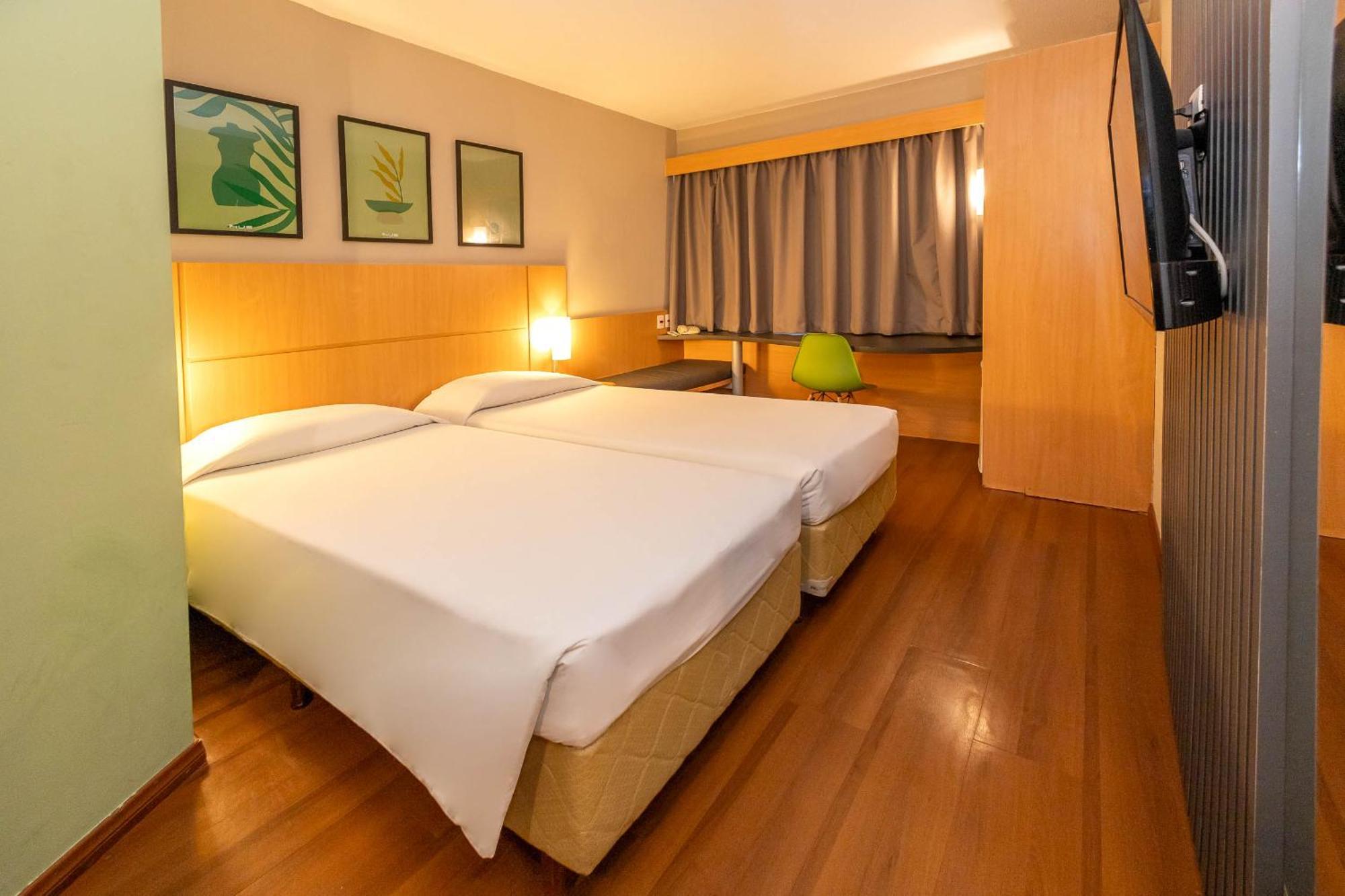 Hus Hotel โดราโดส ภายนอก รูปภาพ